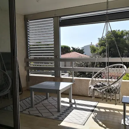 A Port - Proche De Toutes Commodites * Hyeres