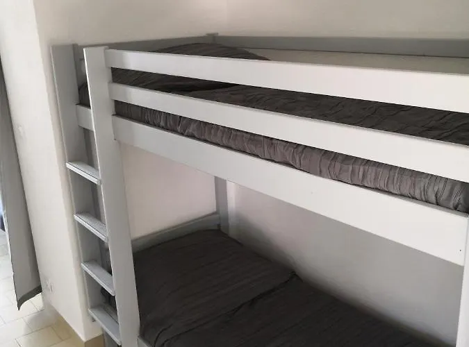 A Port - Proche De Toutes Commodites * Hyeres